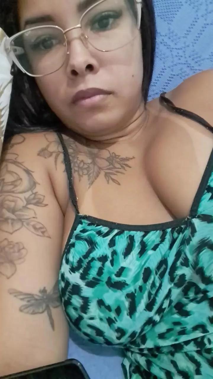 Jujustt on Cam4 