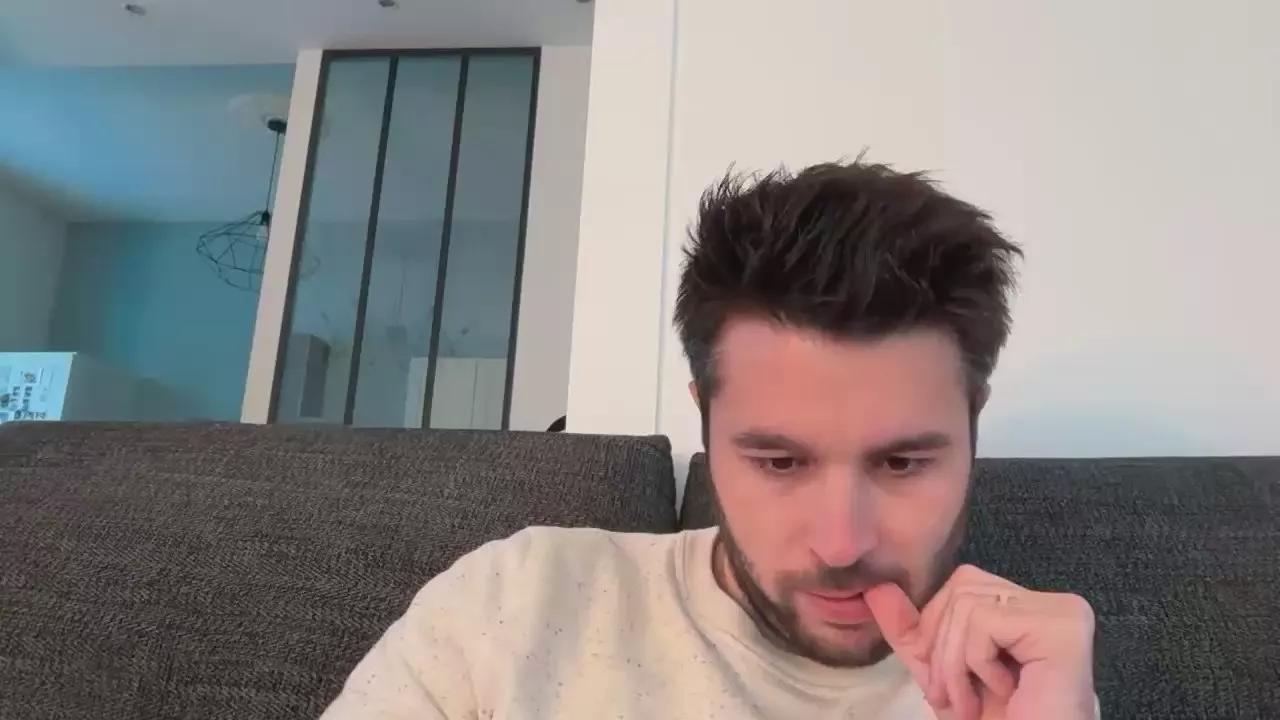 jules_demastre on Cam4 