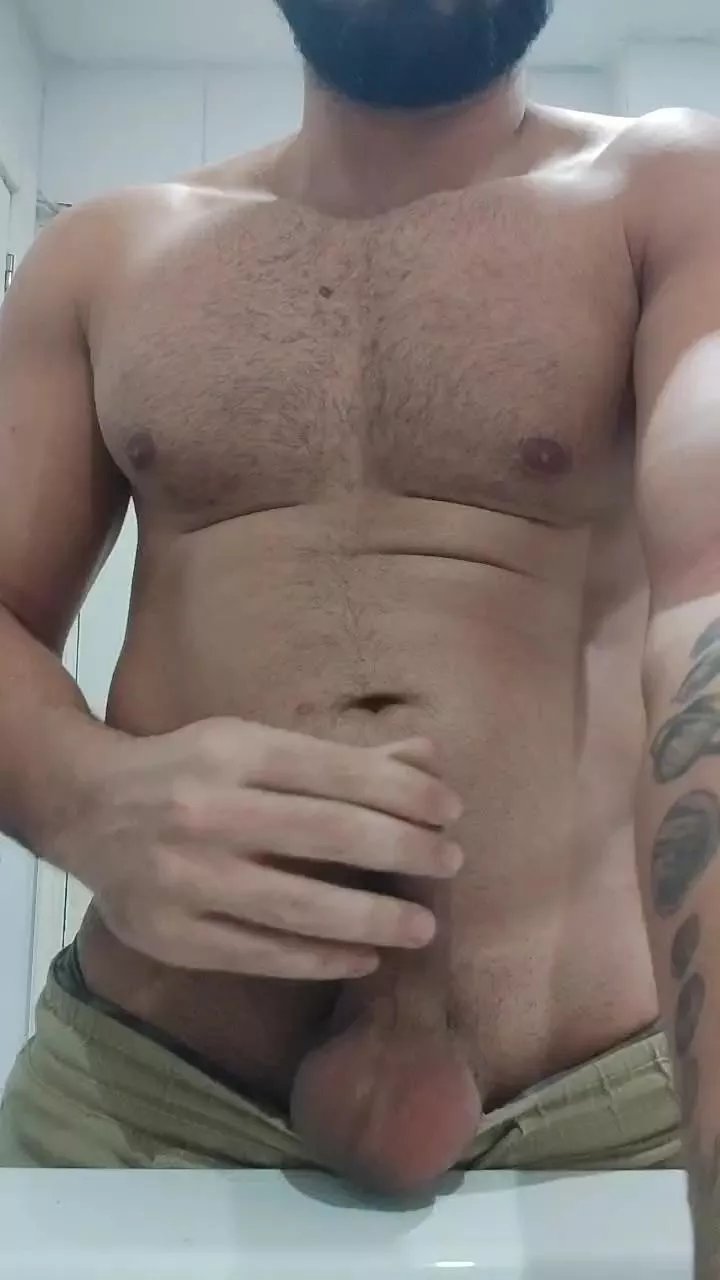 Offline Kalio on Cam4