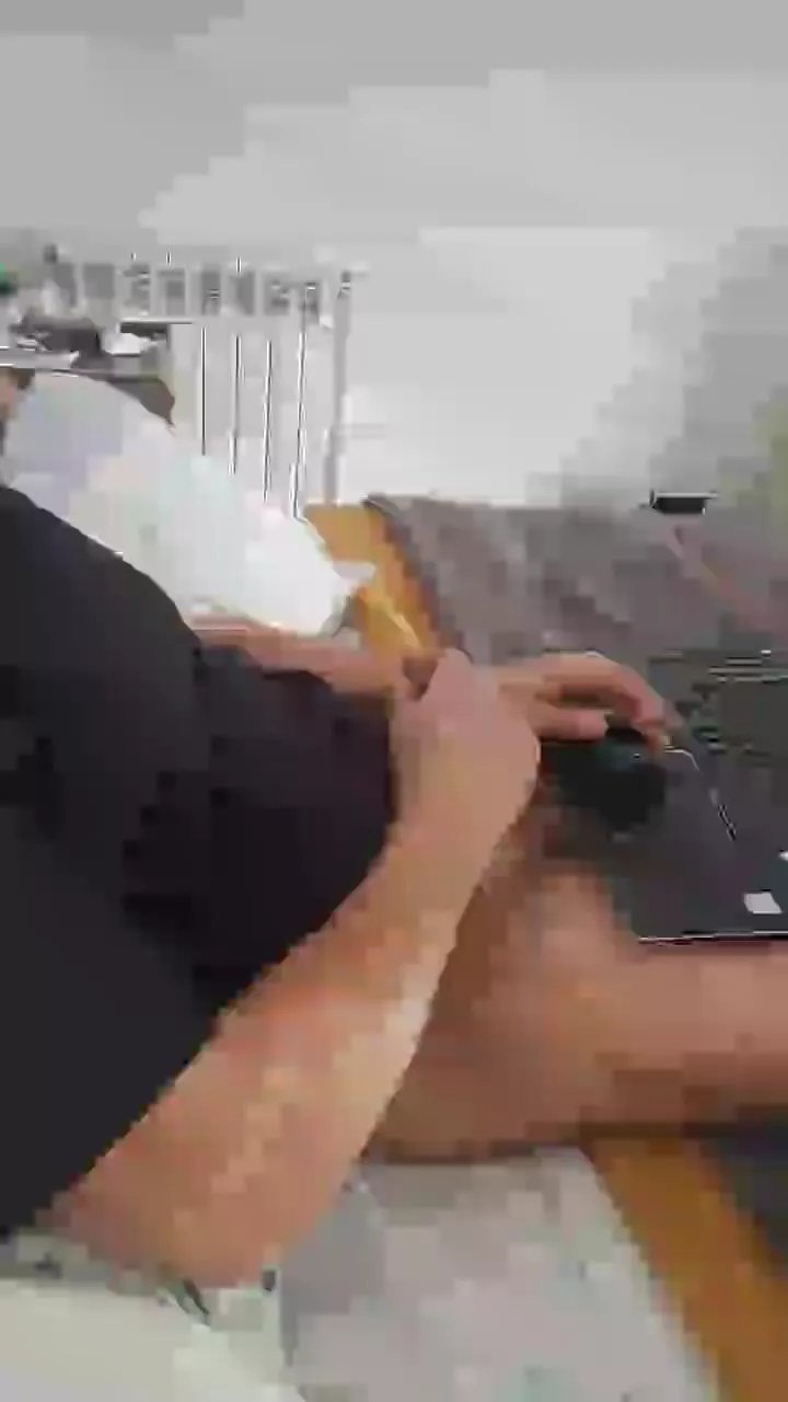 Offline Kalio on Cam4