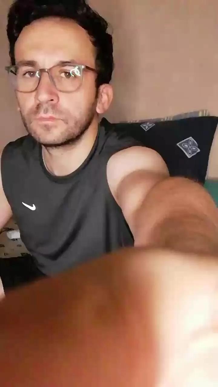 Kertsxxx on Cam4 