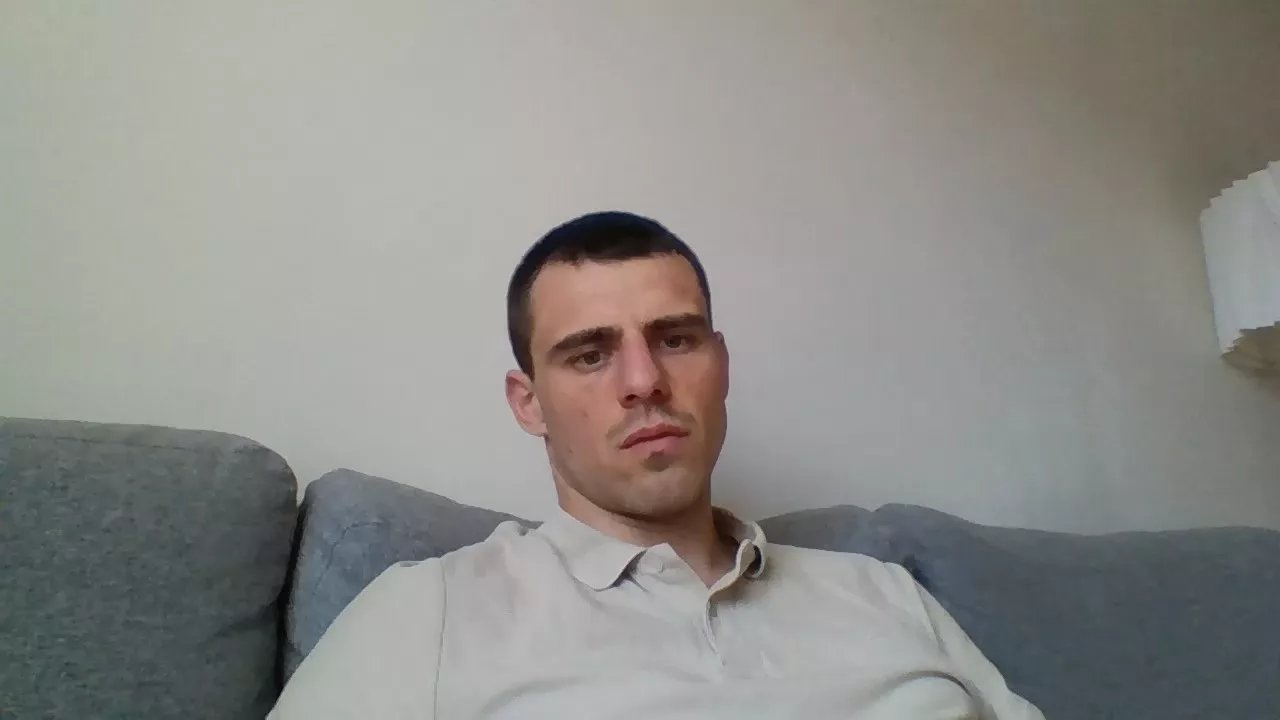 Offline Kerzo2900 on Cam4