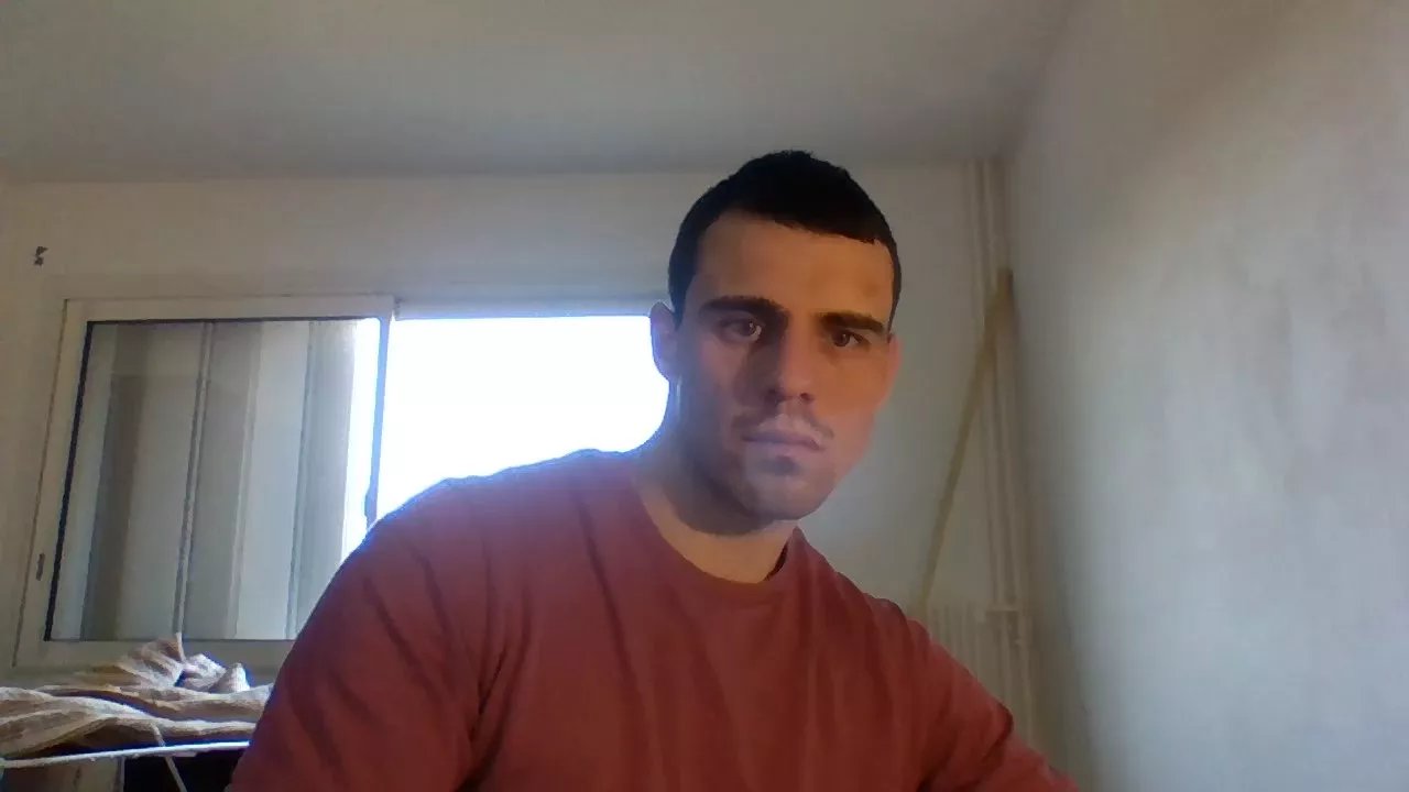 Offline Kerzo2900 on Cam4