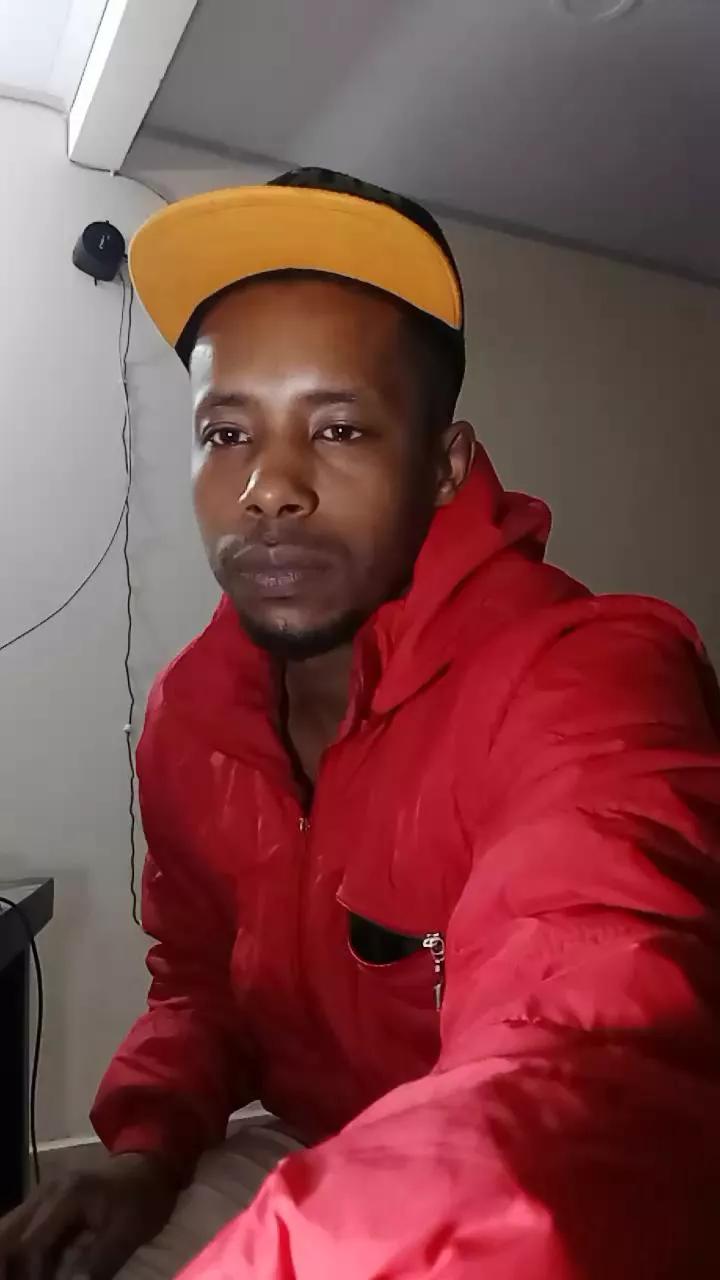 Khalifa_Hunter on Cam4 