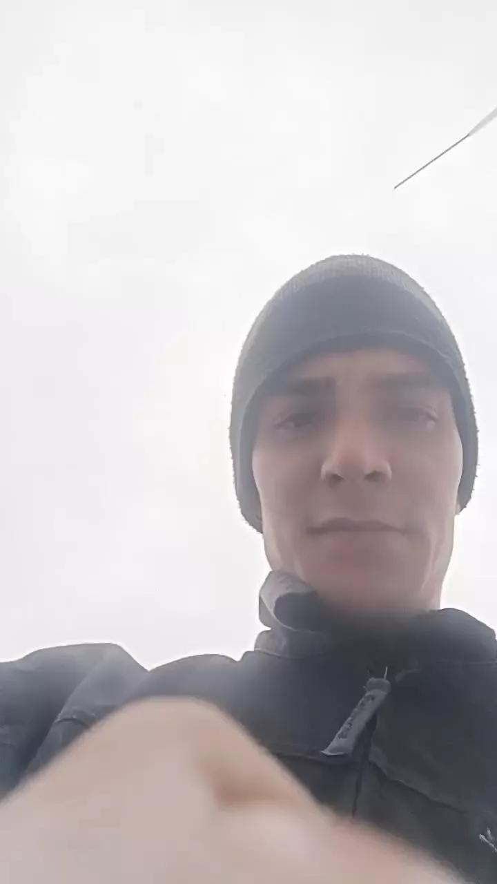 Kingunner18 on Cam4 