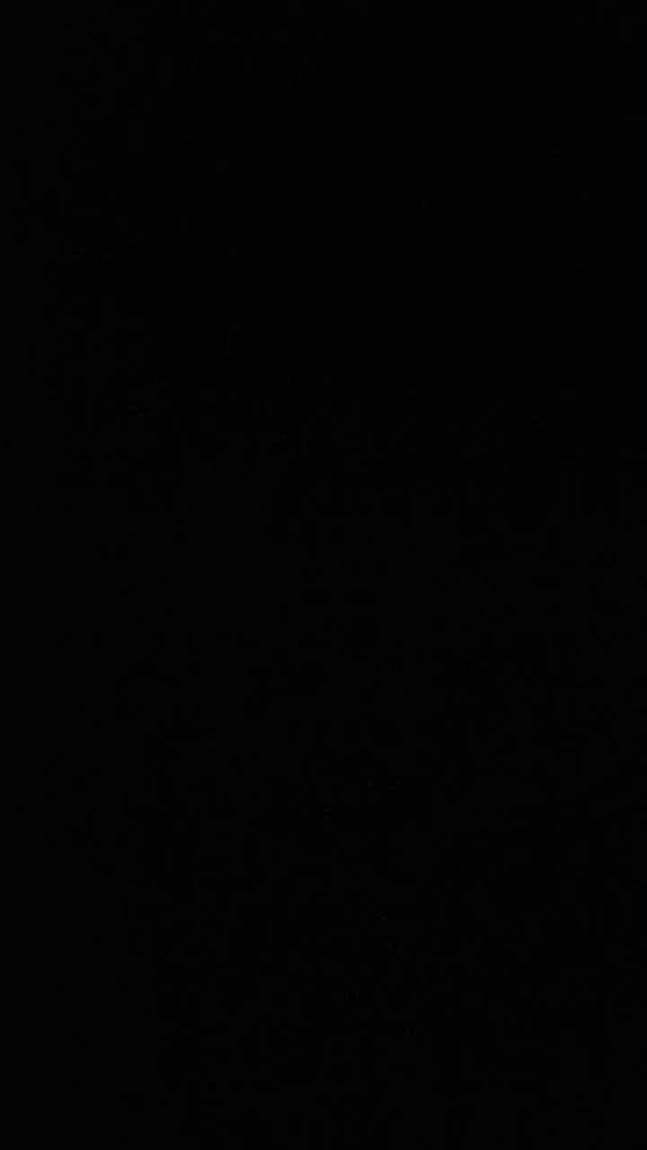 Offline Krissti_03 on Cam4