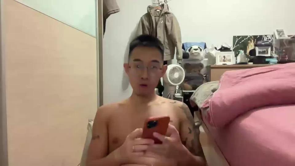 kuroky on Cam4 