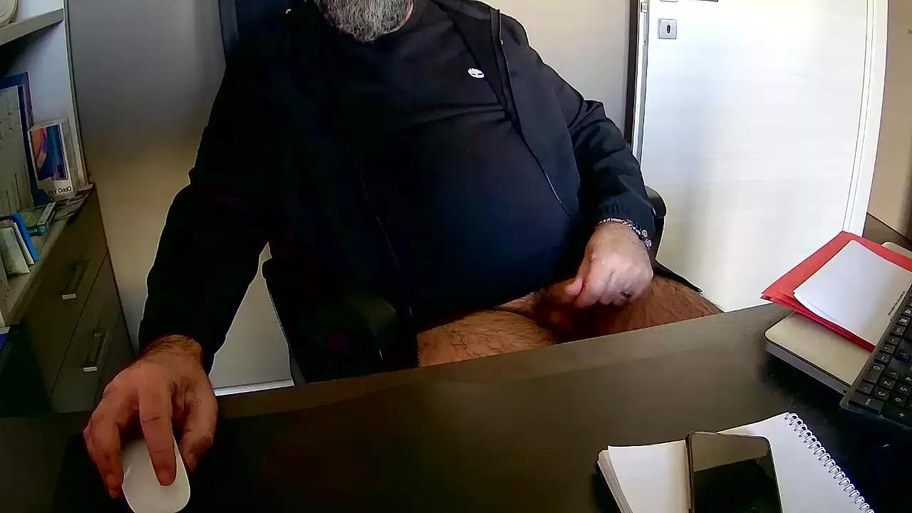 kuros1967 on Cam4 
