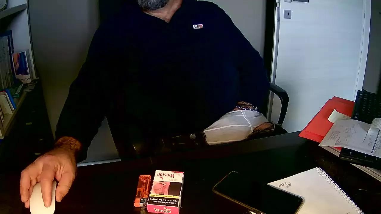 kuros1967 on Cam4 