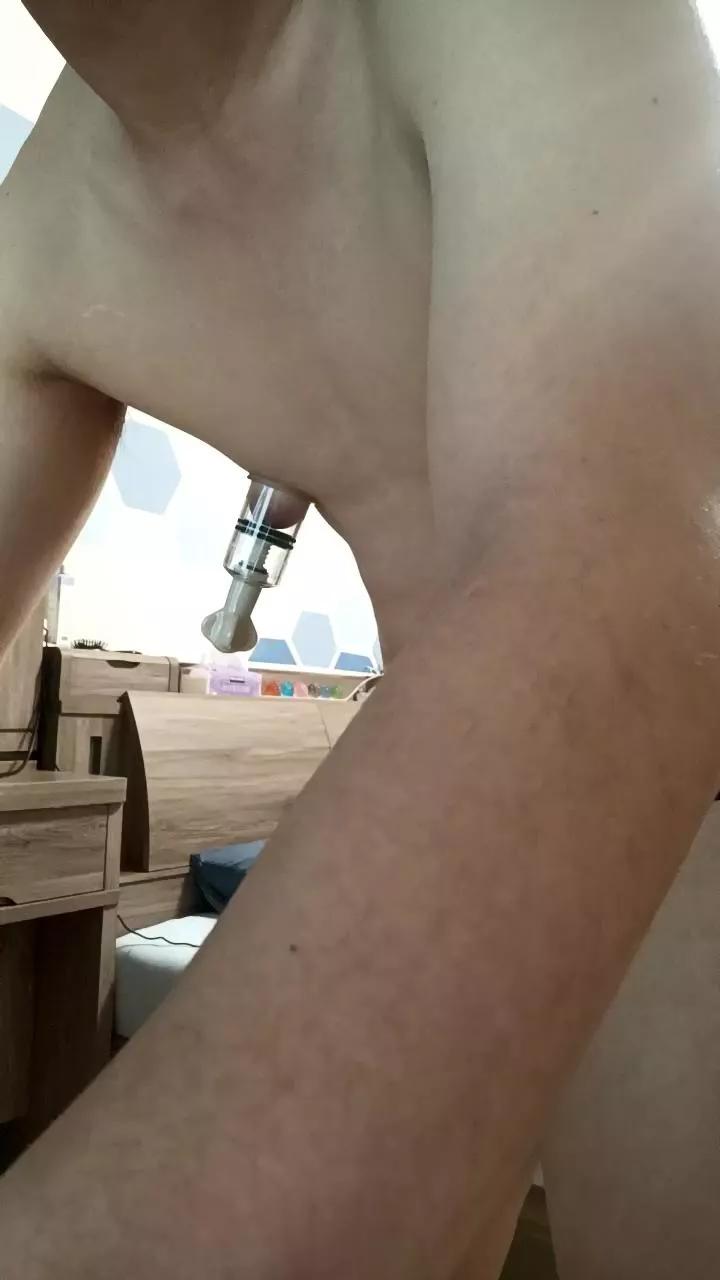 kyan8 on Cam4 
