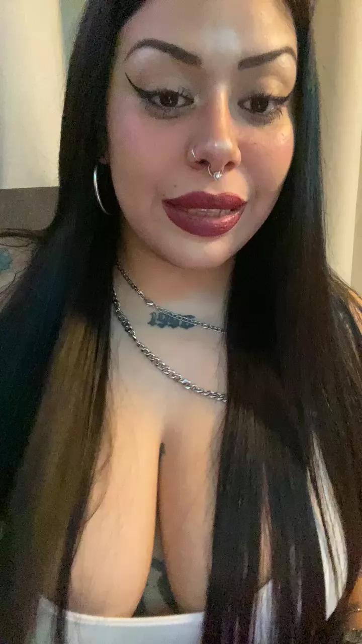 larixxxxa4 on Cam4 