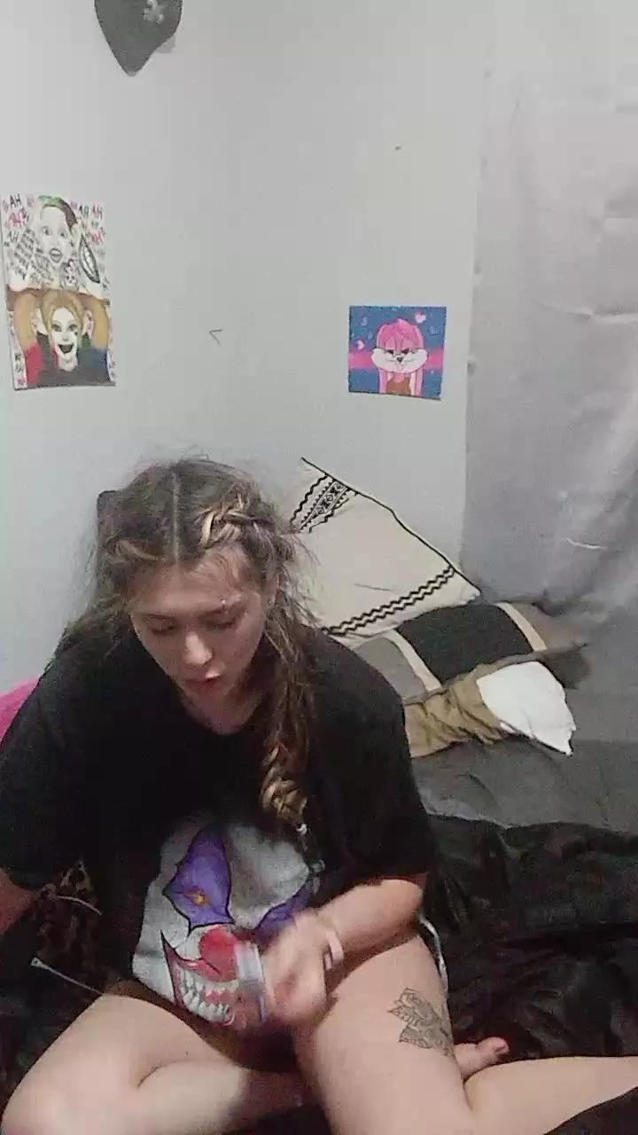 Layntrav on Cam4 