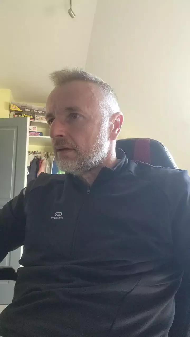 Lenny_Bhar on Cam4 