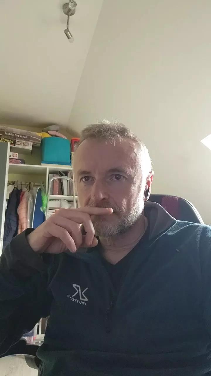Lenny_Bhar on Cam4 
