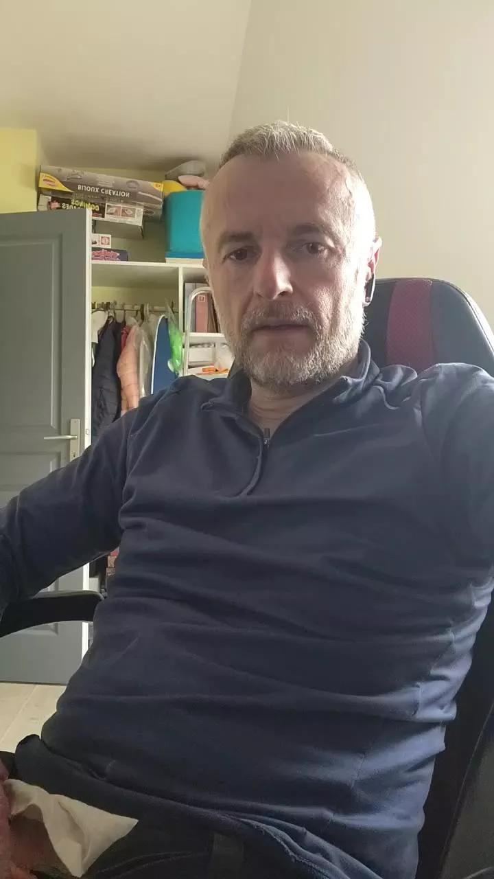 Lenny_Bhar on Cam4 