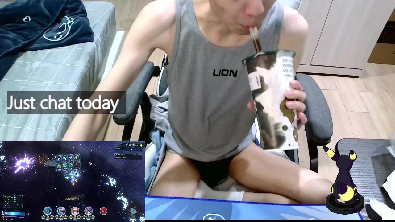 Leo0728 on Cam4 