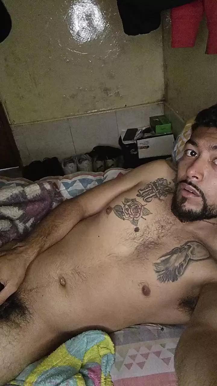 LeonBigCock24 on Cam4 