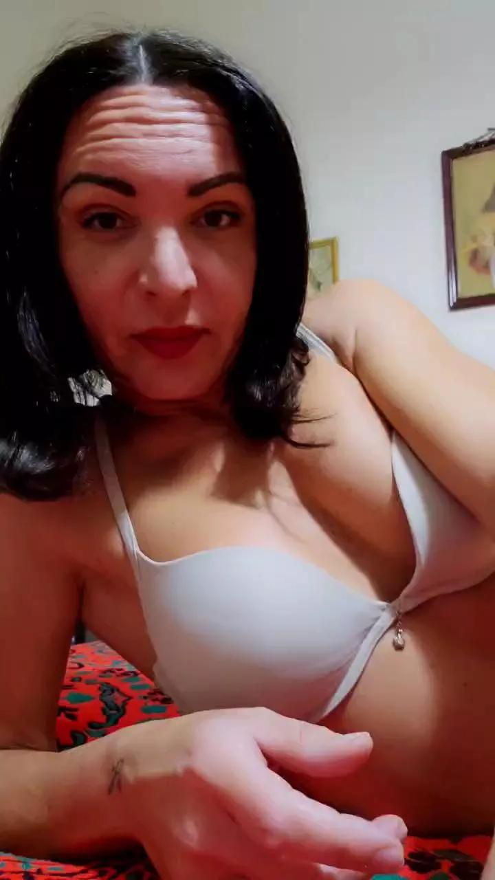 letoile82 on Cam4 
