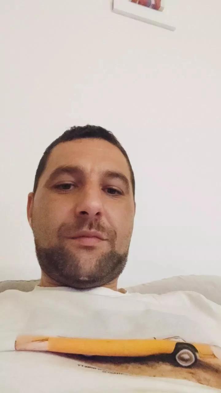 libertininoi on Cam4 