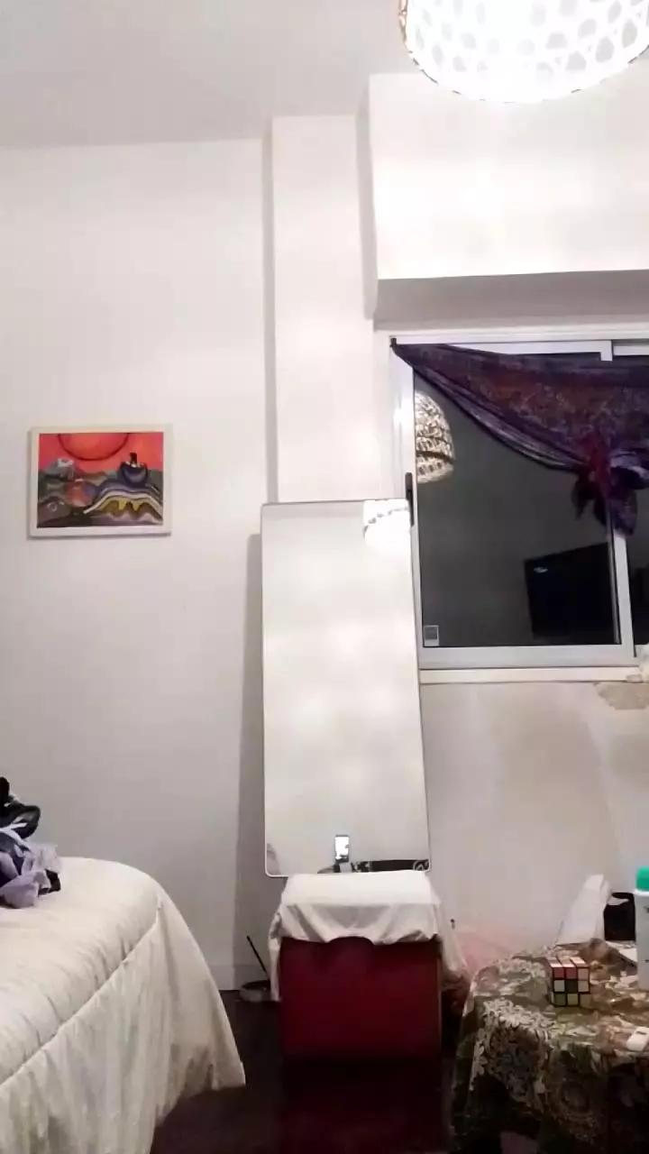 Lilalusttt on Cam4 