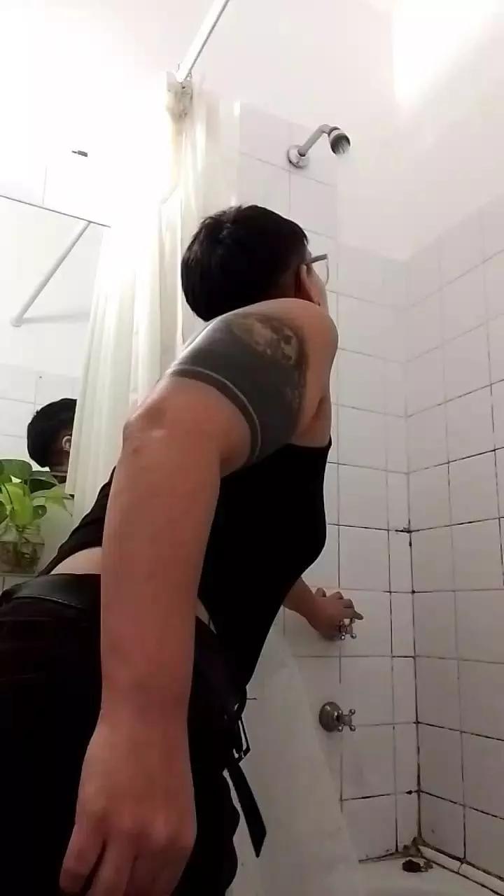 Lilalusttt on Cam4 