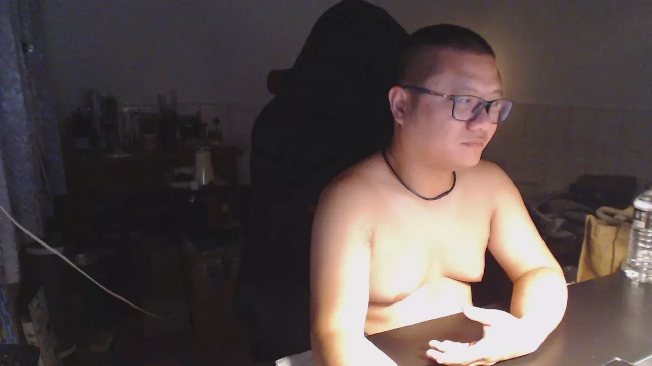 Offline lin308902 on Cam4