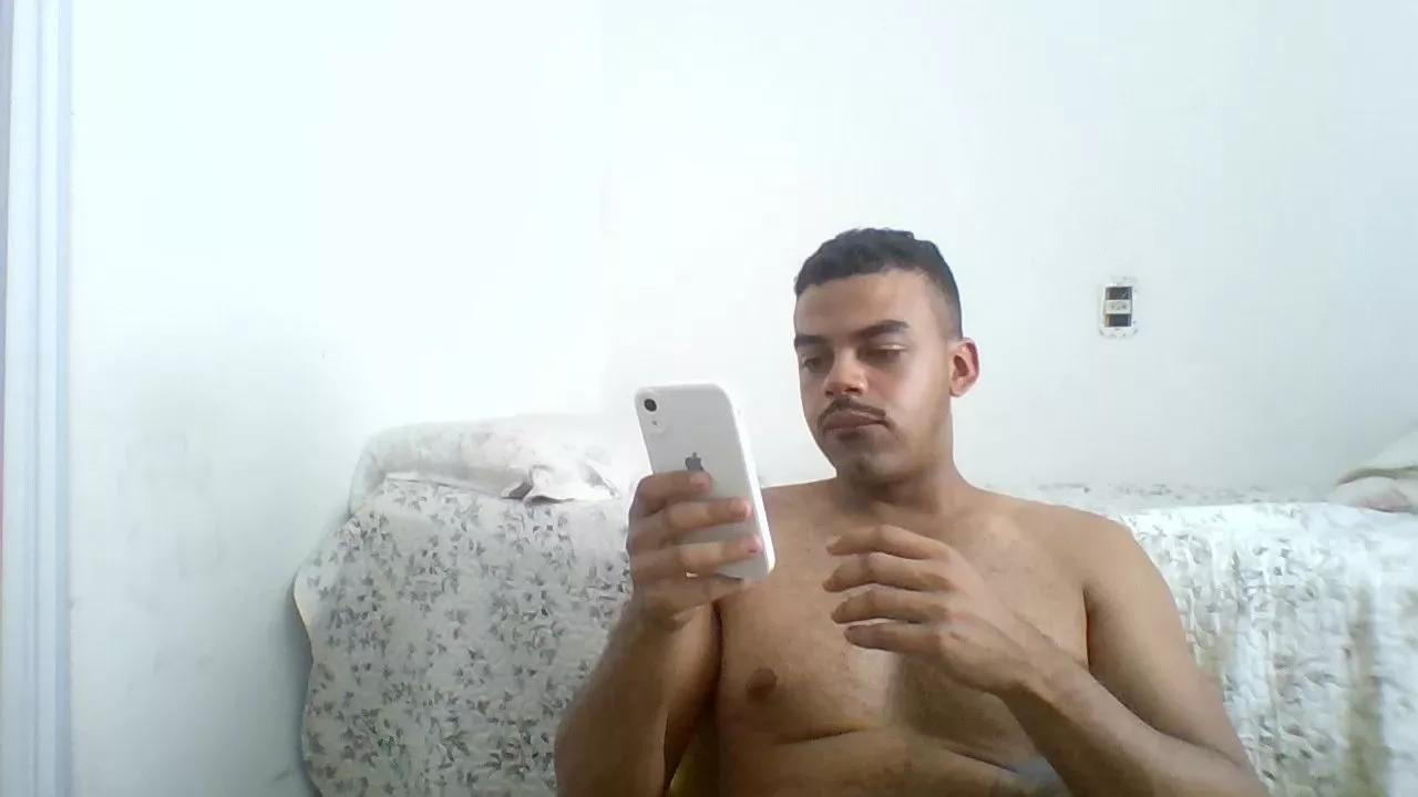 LincolnSaibot on Cam4 