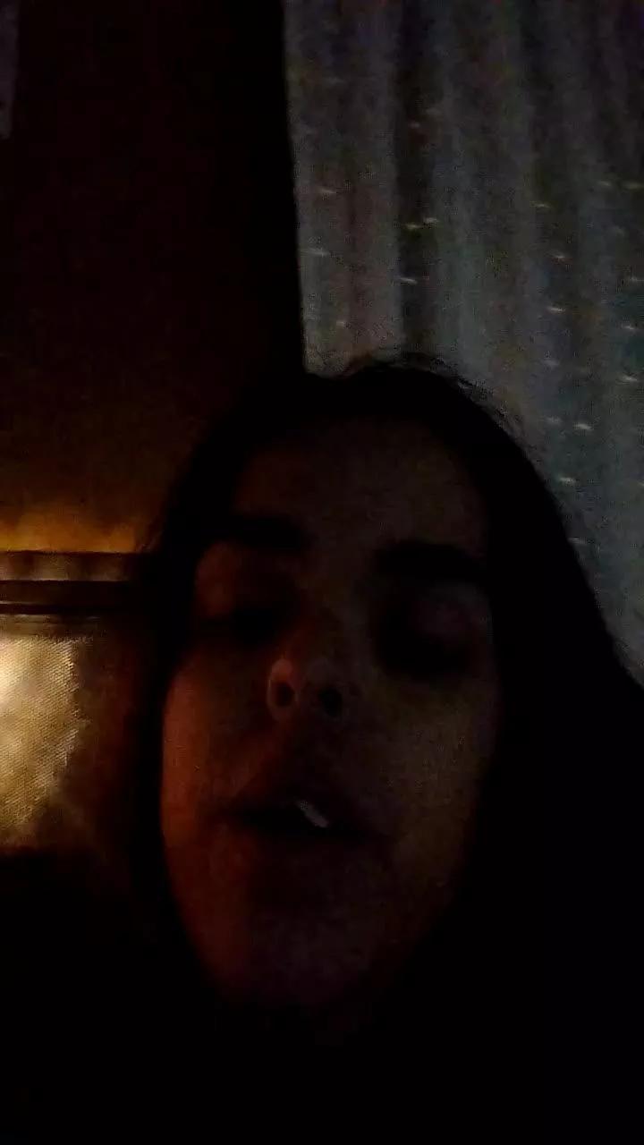 Littleegirl69 on Cam4 