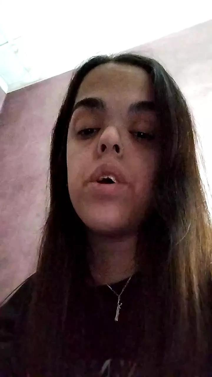 Littleegirl69 on Cam4