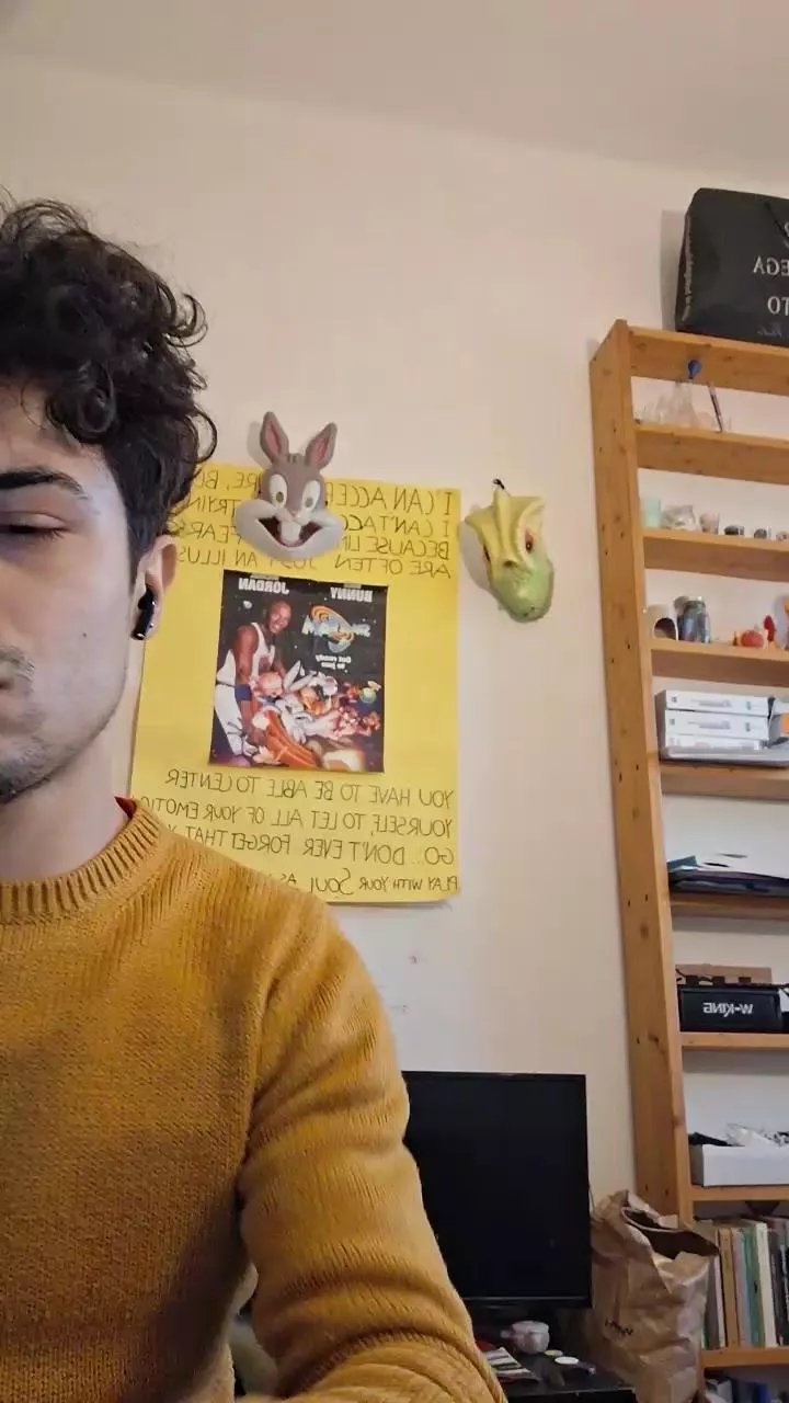 Offline LiukLGN98 on Cam4