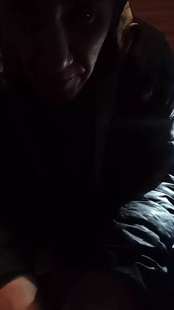 Offline lokohelios1 on Cam4