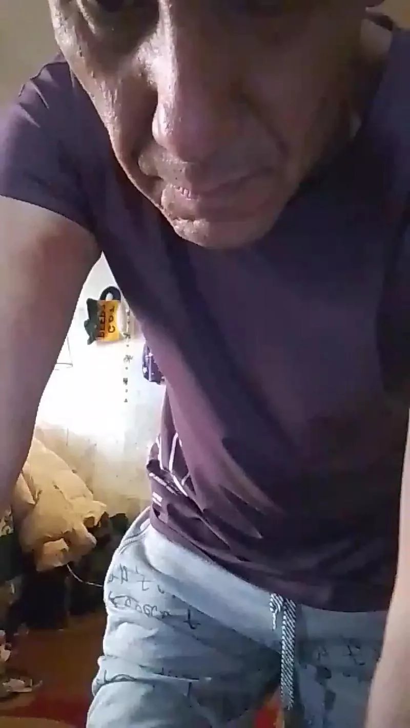 Offline lokohelios1 on Cam4