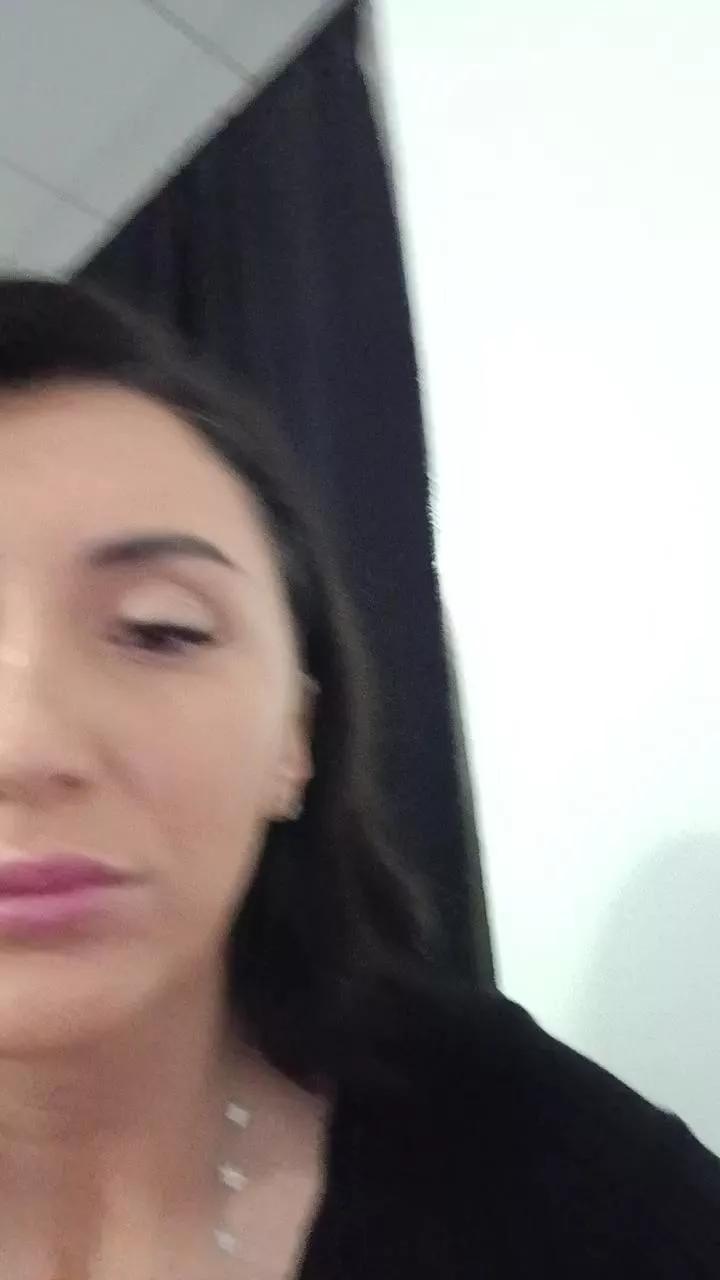 Lola05love on Cam4 
