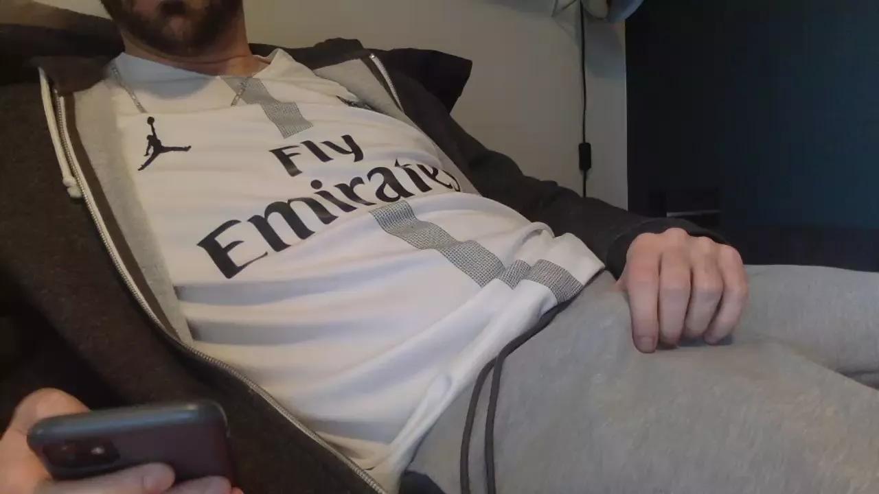 lucass941 on Cam4 