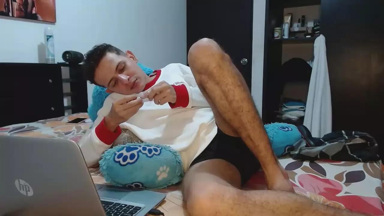Lucianbonet on Cam4 