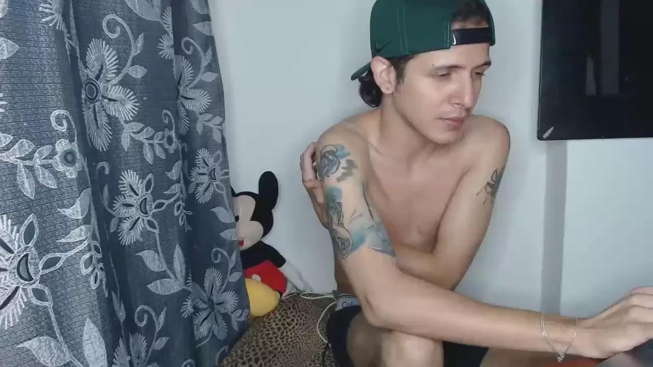 Lucianbonet on Cam4 