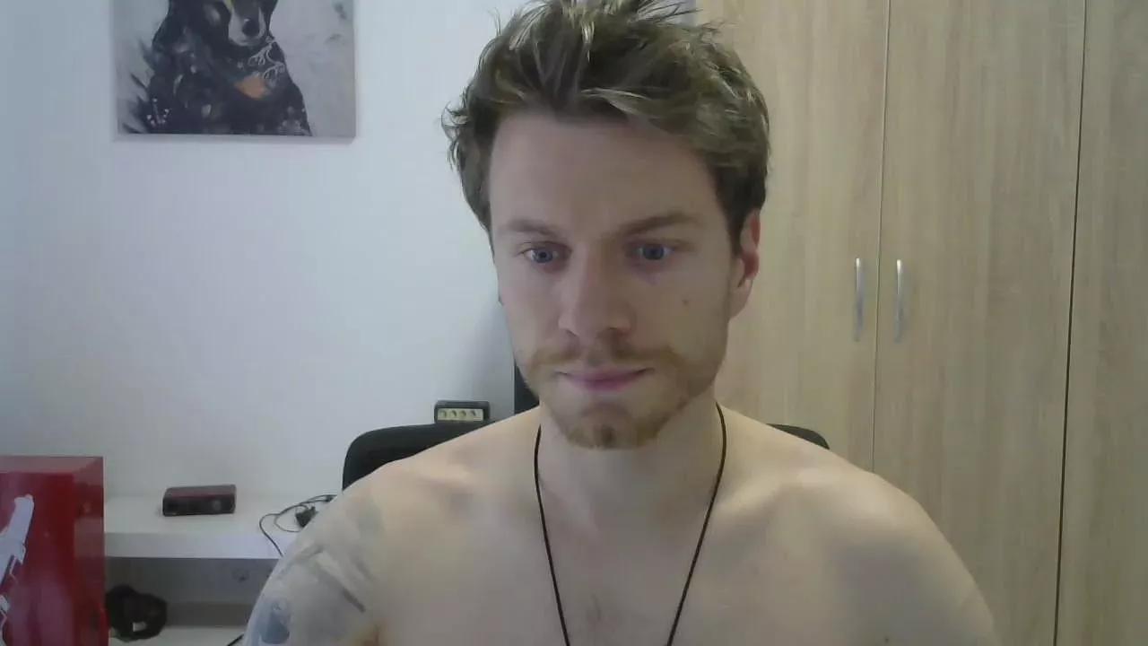 lukas480 on Cam4 