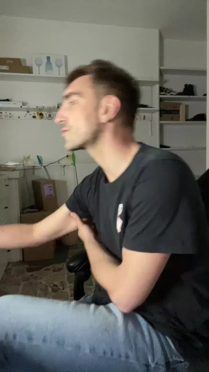 Offline lunghibiondi on Cam4