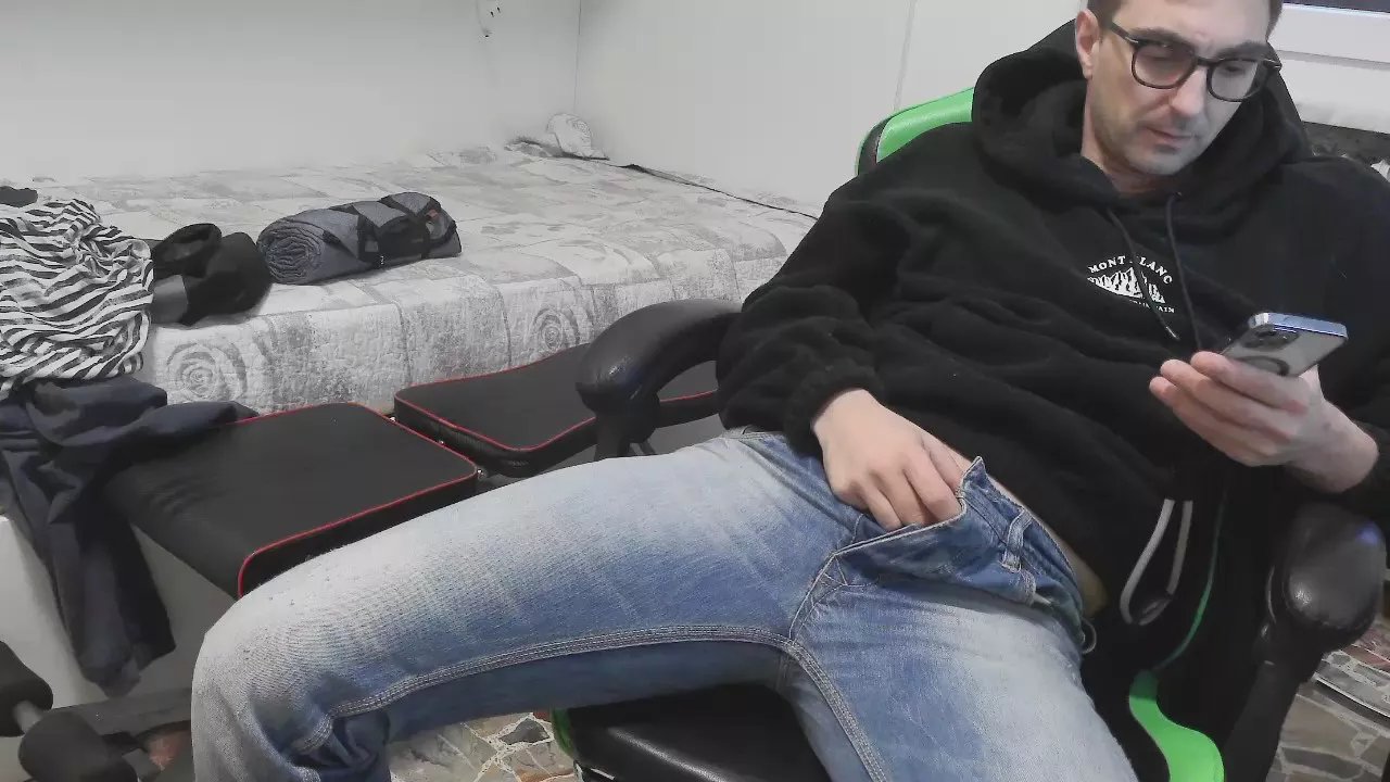 Offline lunghibiondi on Cam4