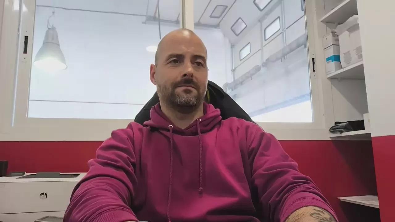 Madridhetero82 on Cam4 