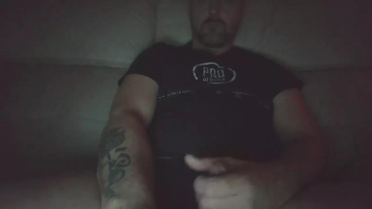 Madridhetero82 on Cam4 