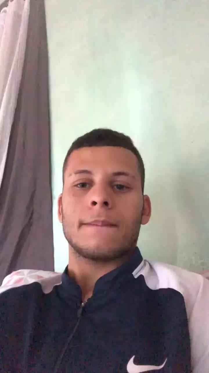 Magrinho2025 on Cam4 