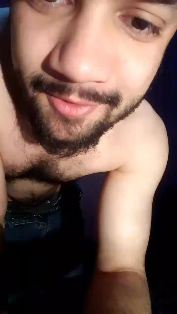 makeumelt69 on Cam4 