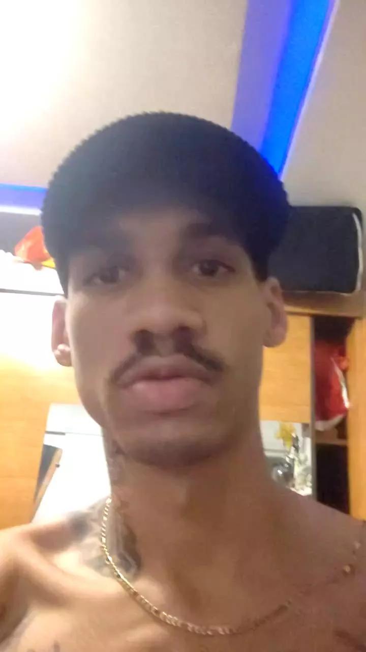 MALOKATATUAD98 on Cam4 