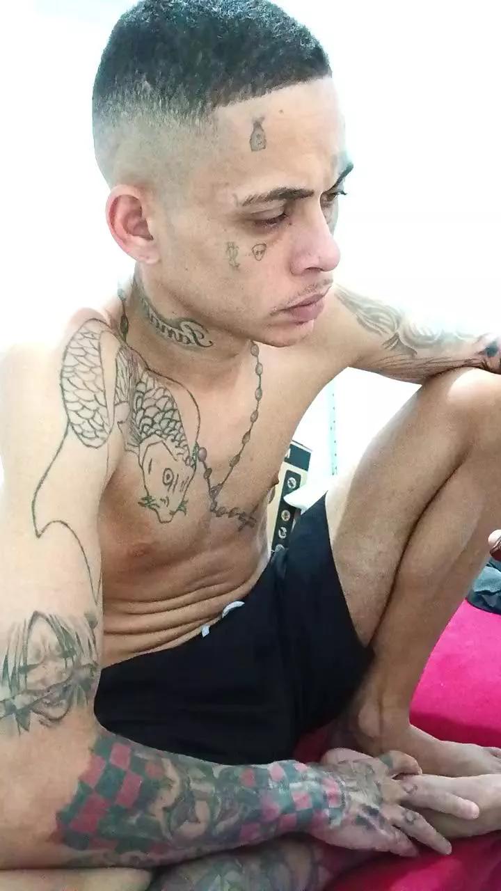 Malvadao23ctmm on Cam4 
