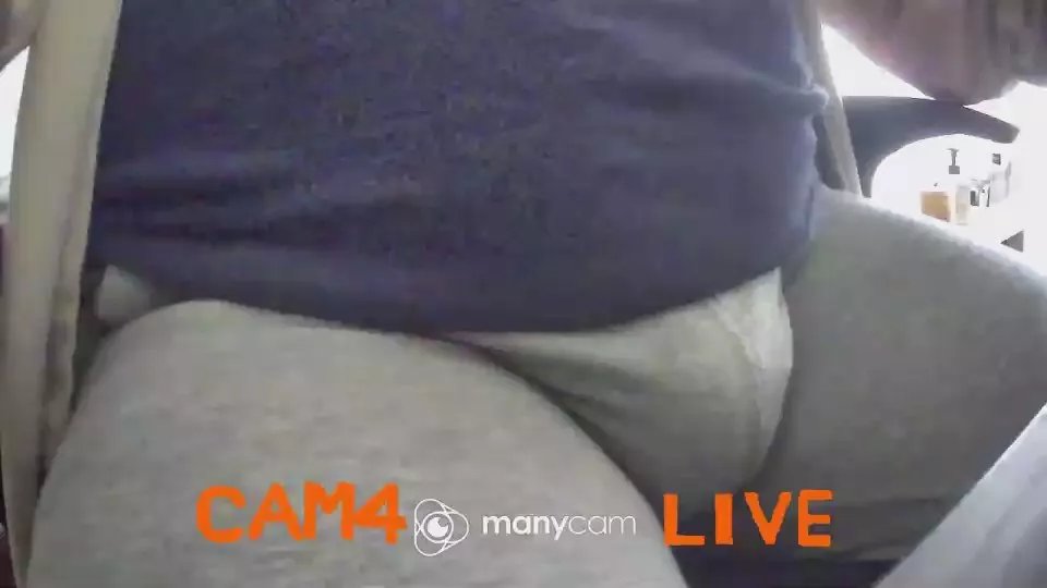 Offline manukahoney1919 on Cam4