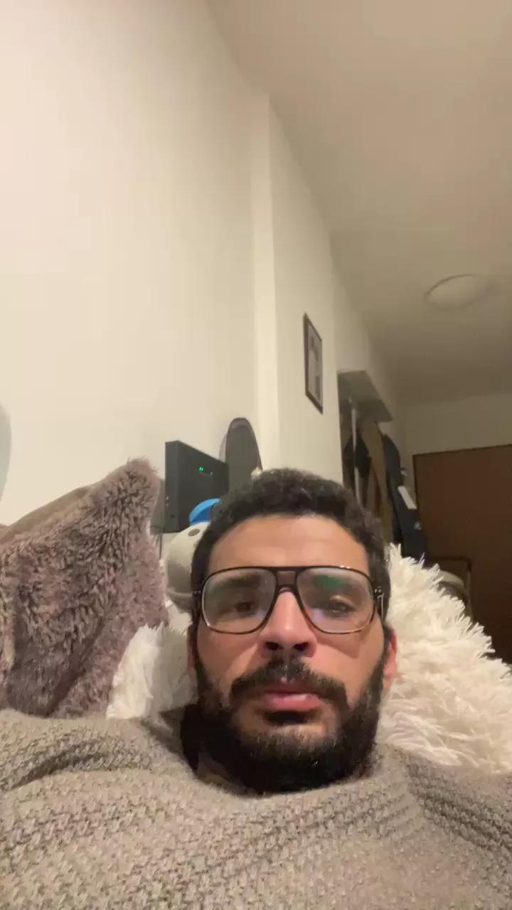 MasterApollo93 on Cam4 