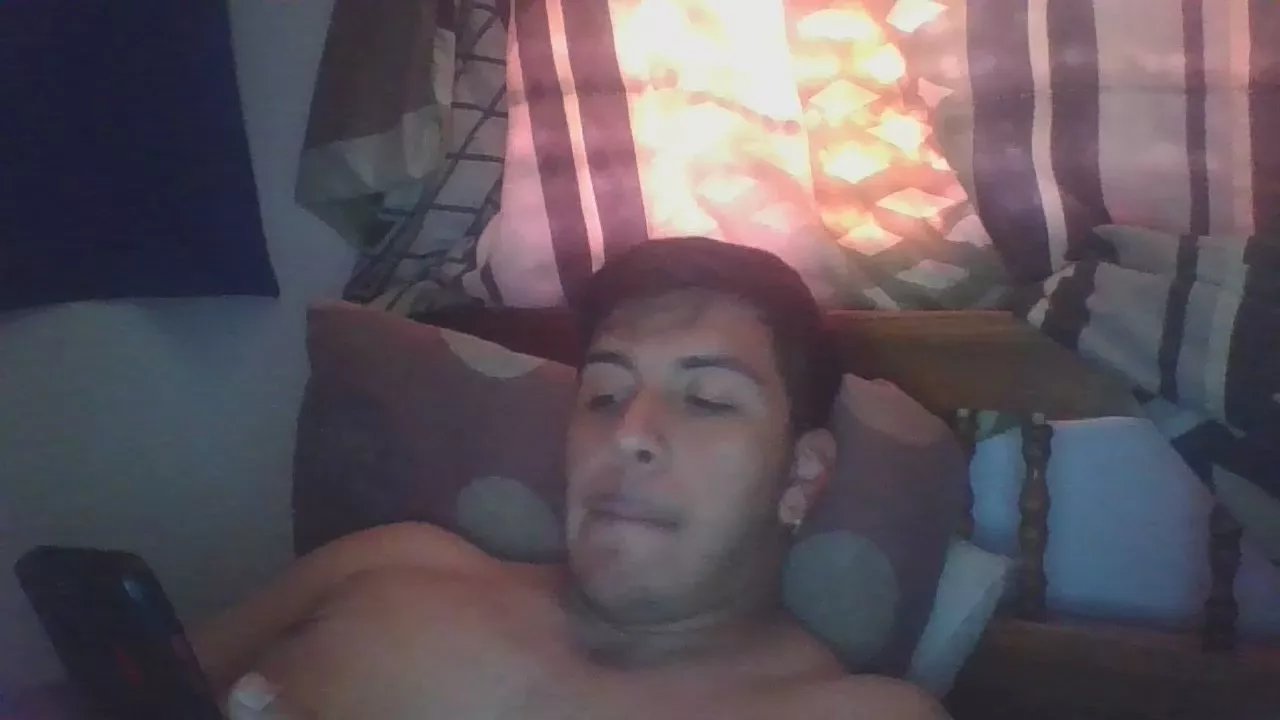 Offline matiaslol666 on Cam4