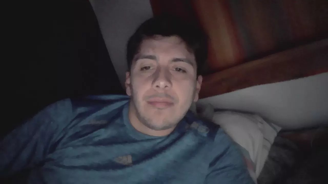 Offline matiaslol666 on Cam4