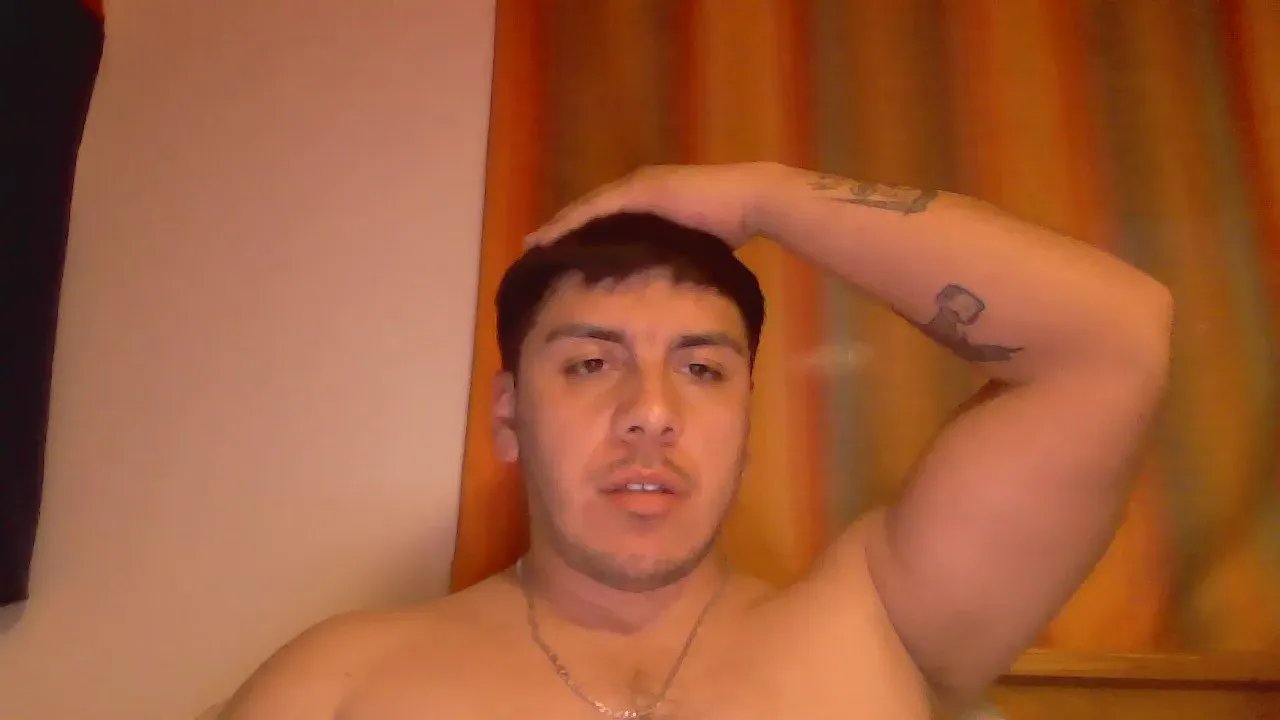 Offline matiaslol666 on Cam4